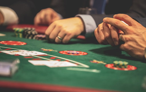 The Rise of Mobile Gambling: How Online Casinos Are Changing the Game for Millennials